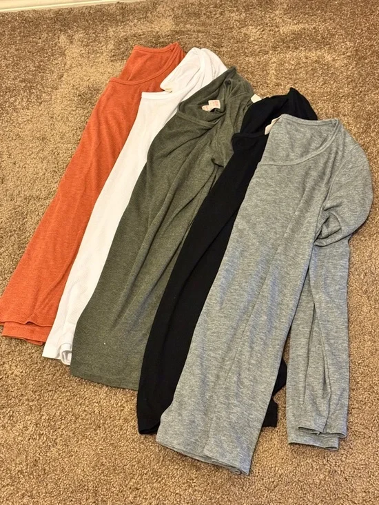 BUNDLE : 5 long-sleeve Ribbed tee's - Cozy Lightweight Top - Picture 1 of 11